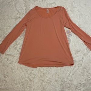 Lularoe Lynnae Top Size XL Peach NWT